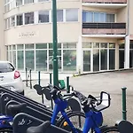 24m2 Au 4ème étage Ascenseur à Côté De La Gare Sncf *