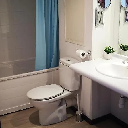 24m2 Au 4eme Etage Ascenseur A Cote De La Gare Sncf 公寓 卢德