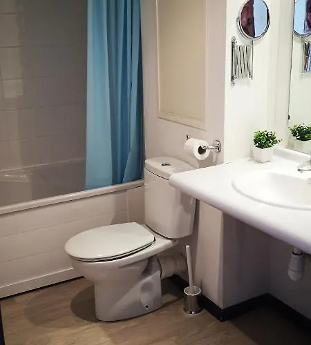 24m2 Au 4eme Etage Ascenseur A Cote De La Gare Sncf, Wifi 5g Apartment Lourdes