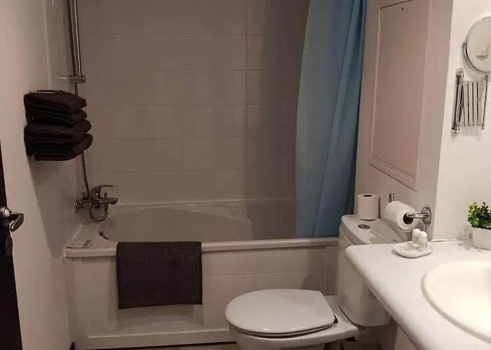 24m2 Au 4eme Etage Ascenseur A Cote De La Gare Sncf, Wifi 5g Apartment Lourdes