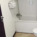 24m2 Au 4eme Etage Ascenseur A Cote De La Gare Sncf, Wifi 5g Apartment *